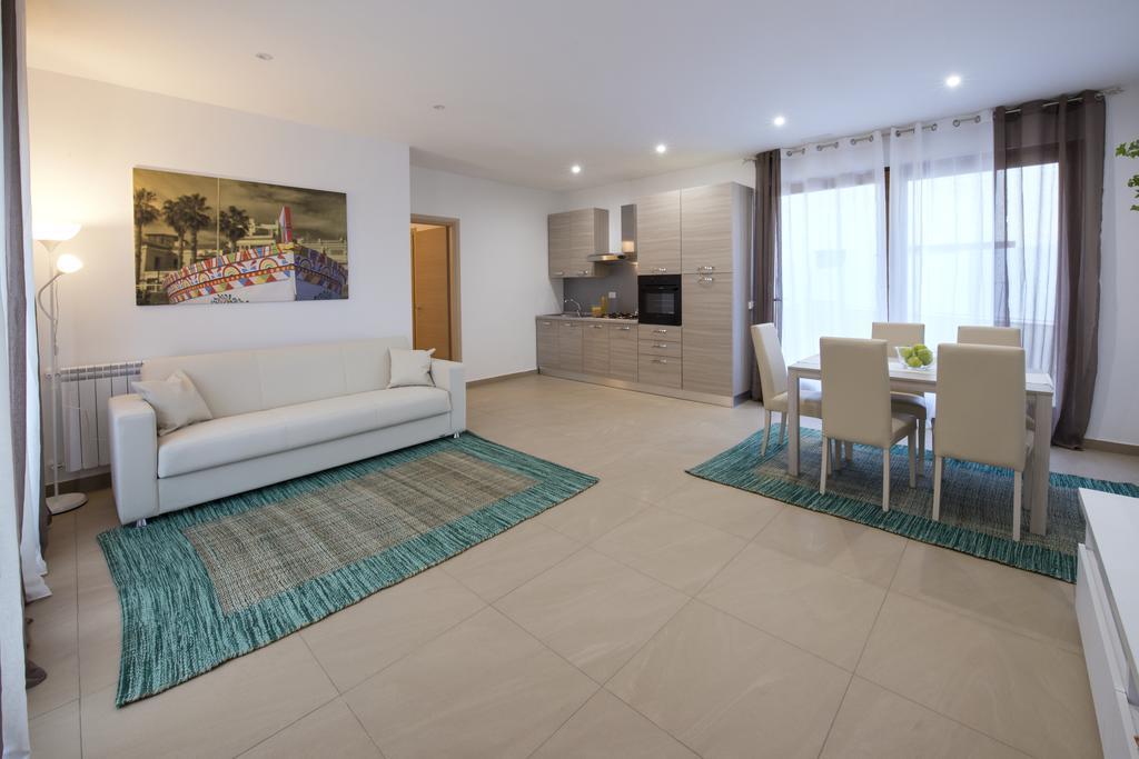 Residence Rapisardi By Receptio Catania Bilik gambar